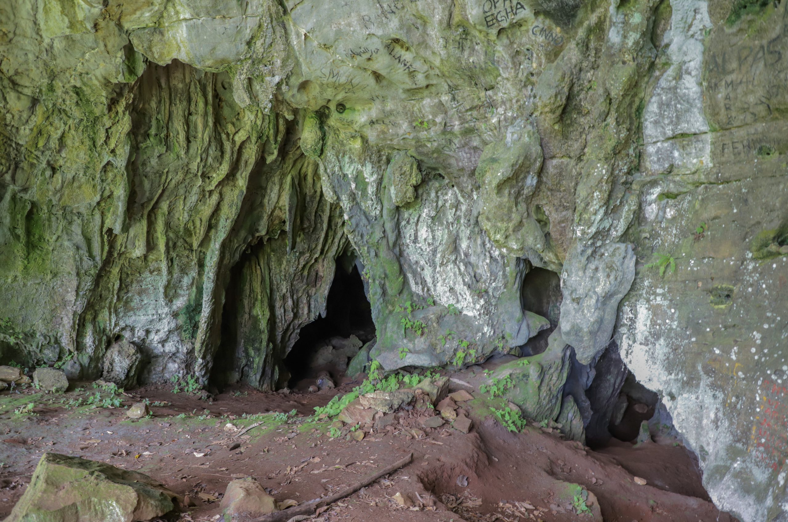 gua batu putih 2